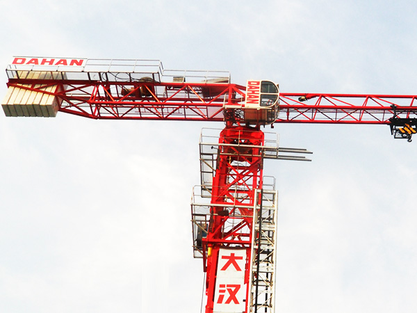 QTZ160 (PT7015) 平头式塔式九游jiuyou(中国) 10t